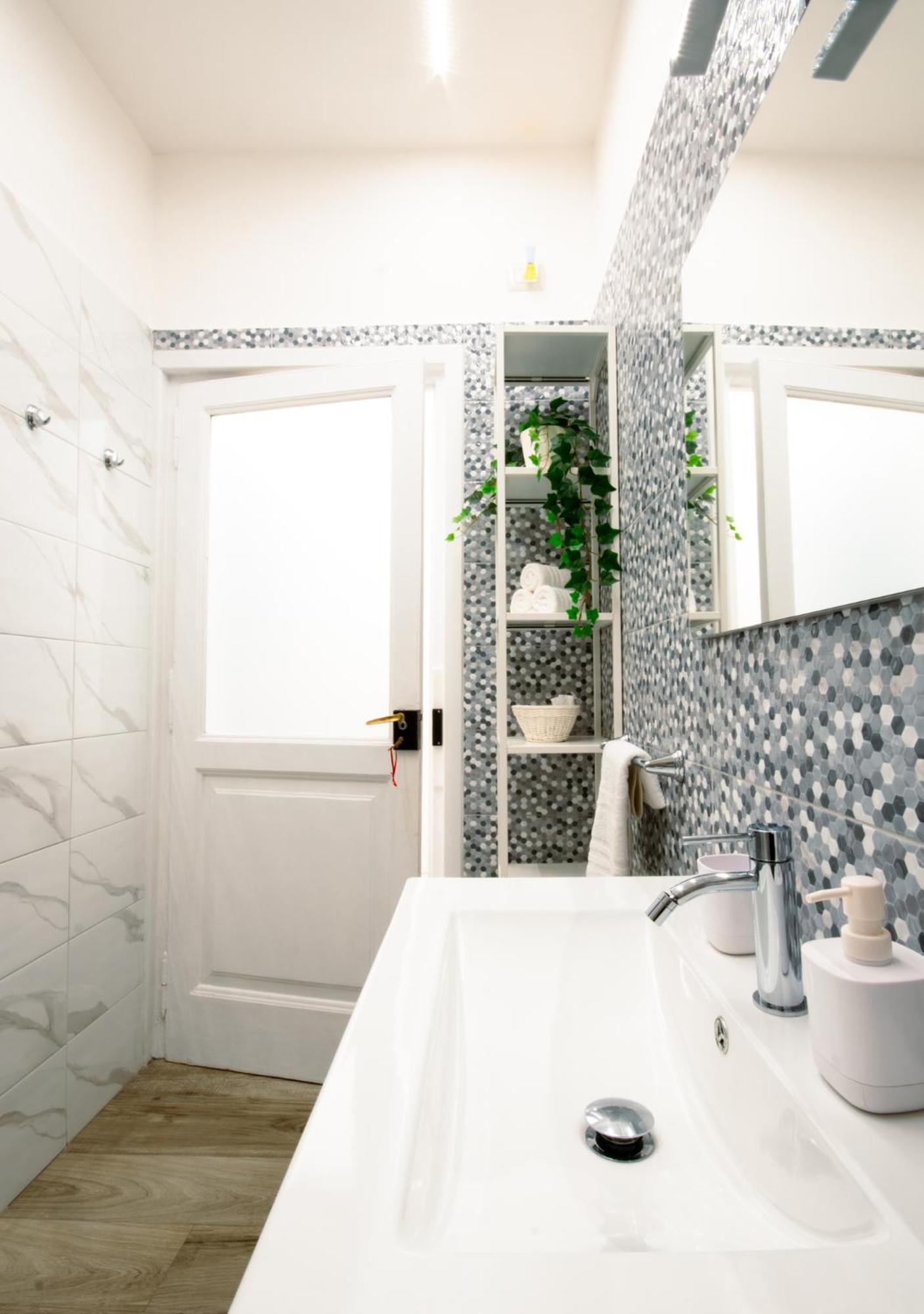 Casa Cosmedin Apartment Napoli Bagian luar foto