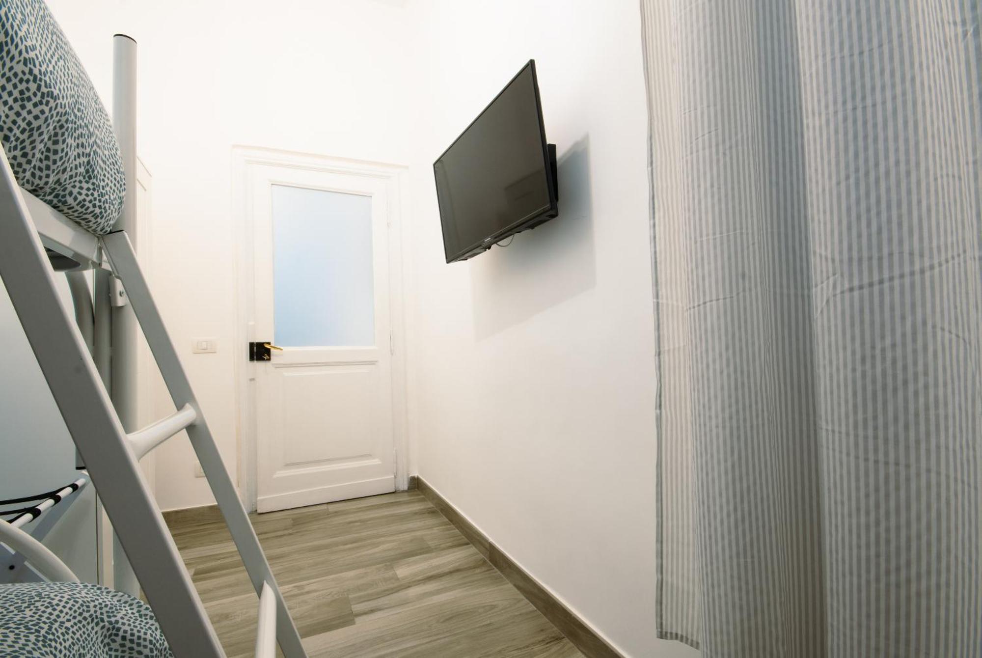 Casa Cosmedin Apartment Napoli Bagian luar foto